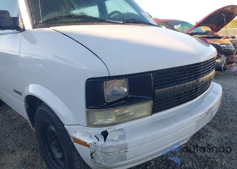 2000 Chevrolet Astro z USA, uszkodzony, nr VIN 1GNDM19W3YB135757